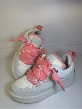 UGG Lowmel Love ‘25 White Sneakers with Tropical Pink Plaid Laces - Size 8